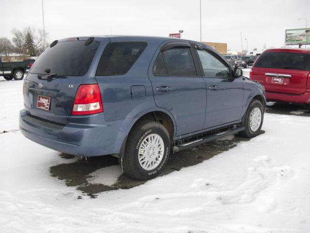 Kia Sorento 2004 photo 2