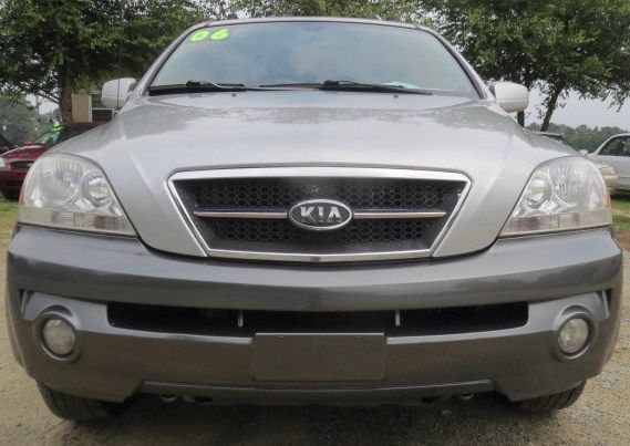 Kia Sorento 2004 photo 1
