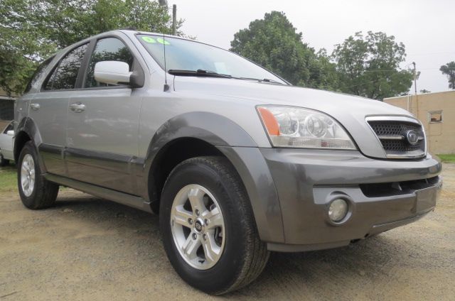 Kia Sorento 2004 photo 2