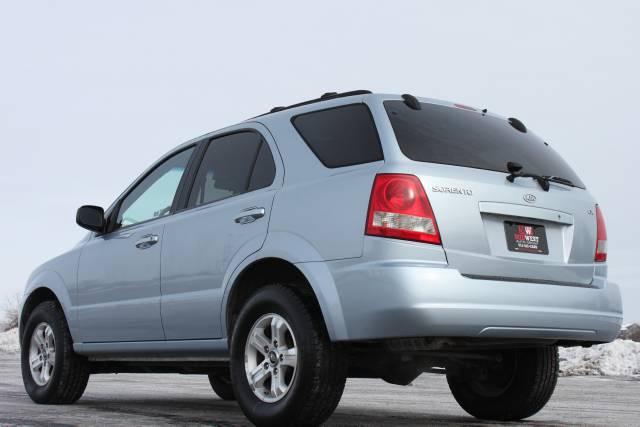 Kia Sorento 2004 photo 2
