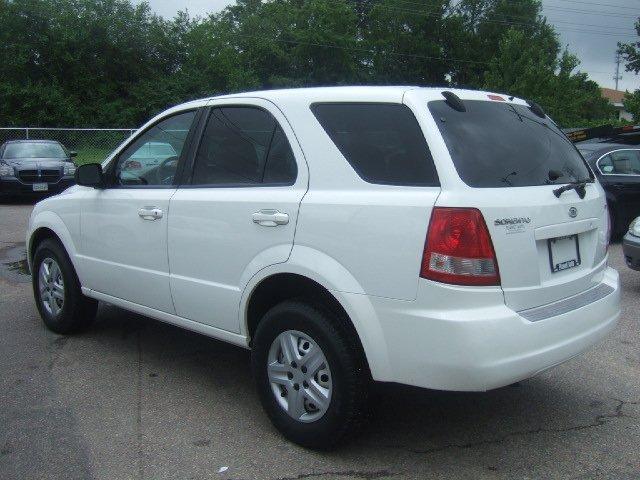 Kia Sorento 2004 photo 3