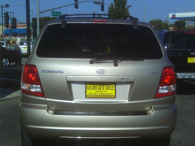 Kia Sorento 2004 photo 1