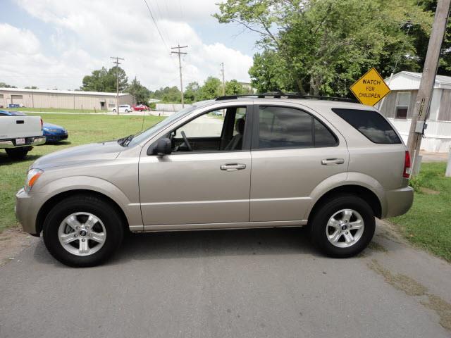 Kia Sorento 2004 photo 2