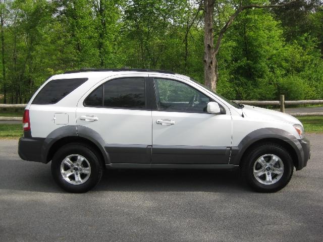 Kia Sorento 2005 photo 1