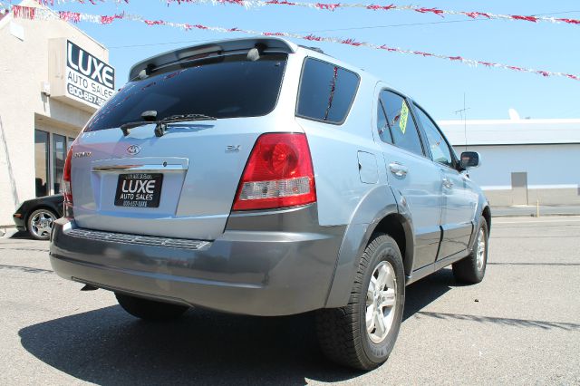 Kia Sorento 2005 photo 1