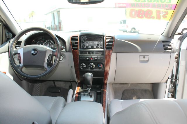 Kia Sorento 2005 photo 11