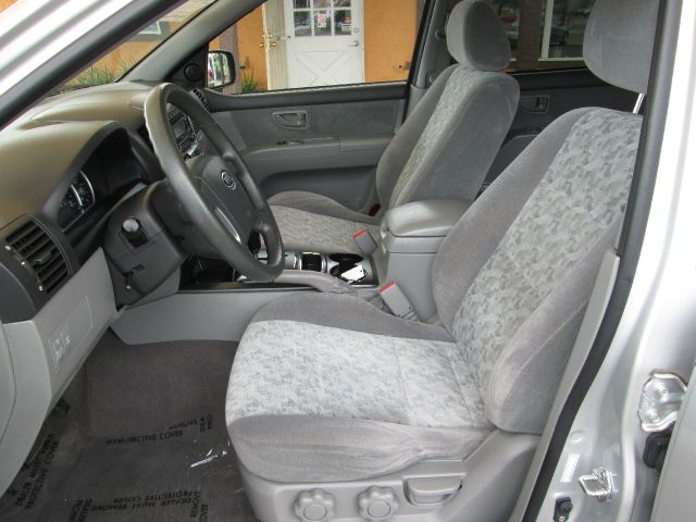 Kia Sorento 4x4 Styleside Lariat SUV