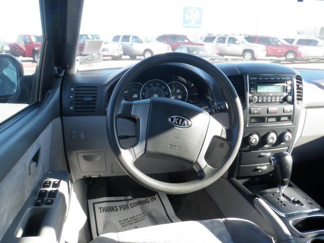Kia Sorento 2008 photo 4