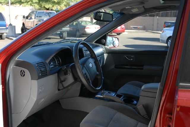 Kia Sorento Crew Cab 126.0 WB 1SC LS Z85 SUV