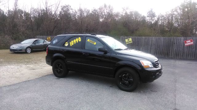 Kia Sorento 4x4 Styleside Lariat SUV