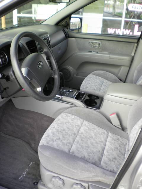 Kia Sorento 2008 photo 3