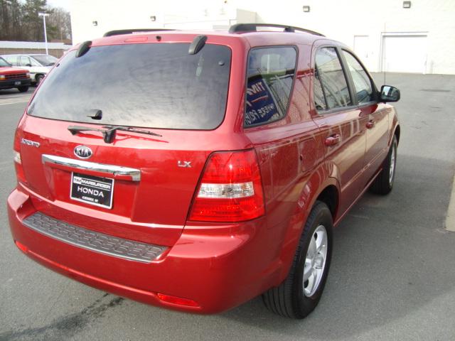Kia Sorento 2008 photo 4