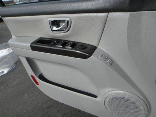 Kia Sorento 2008 photo 4