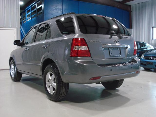 Kia Sorento 2008 photo 4