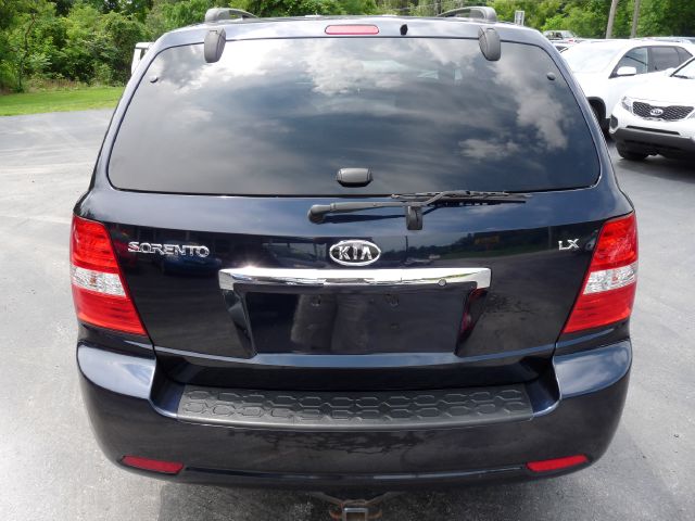 Kia Sorento LS Truck SUV