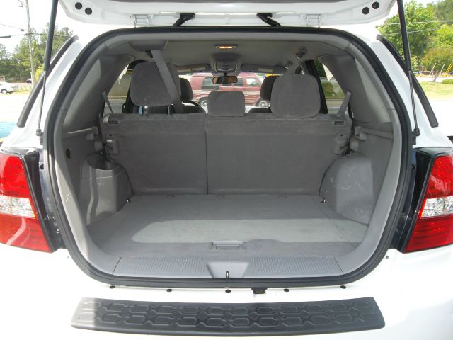 Kia Sorento 4x4 Styleside Lariat SUV