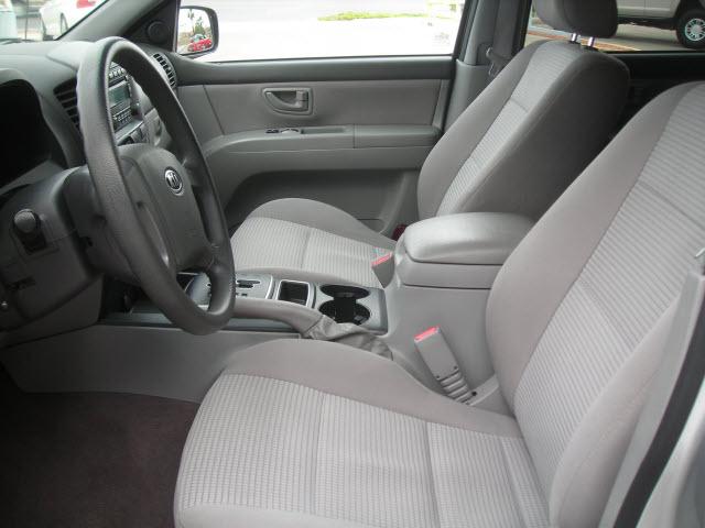 Kia Sorento 2009 photo 2