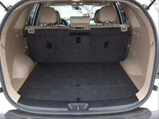 Kia Sorento 2011 photo 4