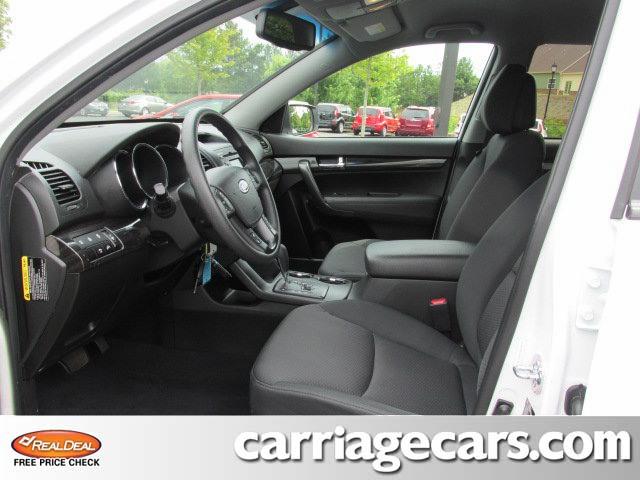 Kia Sorento 2011 photo 4