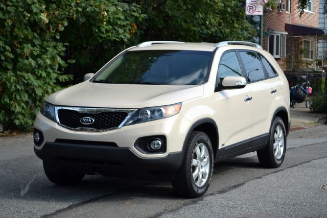 Kia Sorento 2011 photo 2
