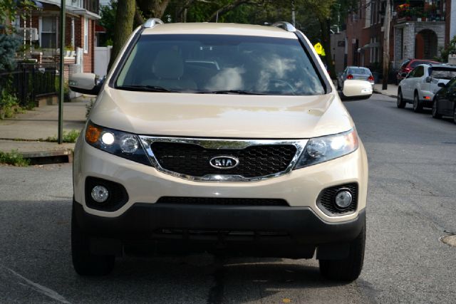Kia Sorento 2011 photo 3