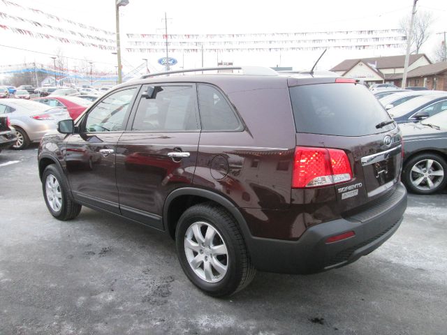 Kia Sorento 2011 photo 3