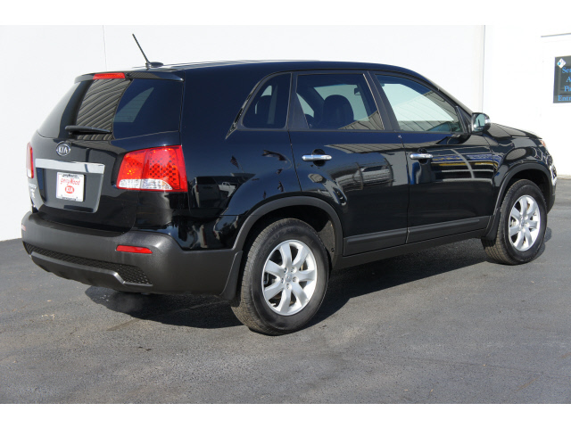 Kia Sorento 2012 photo 4