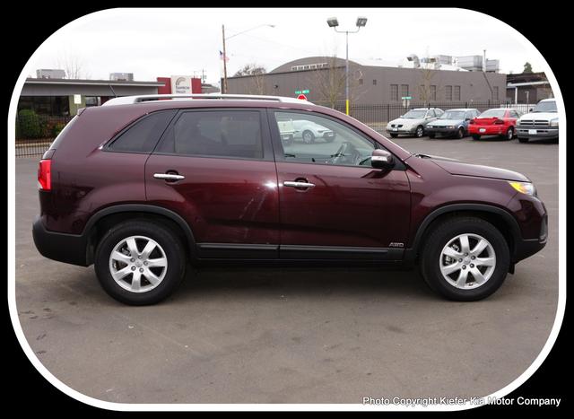 Kia Sorento 2012 photo 5