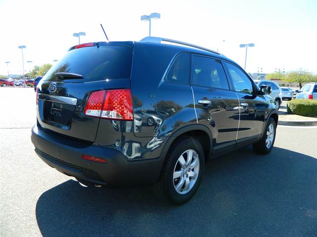 Kia Sorento 2012 photo 3