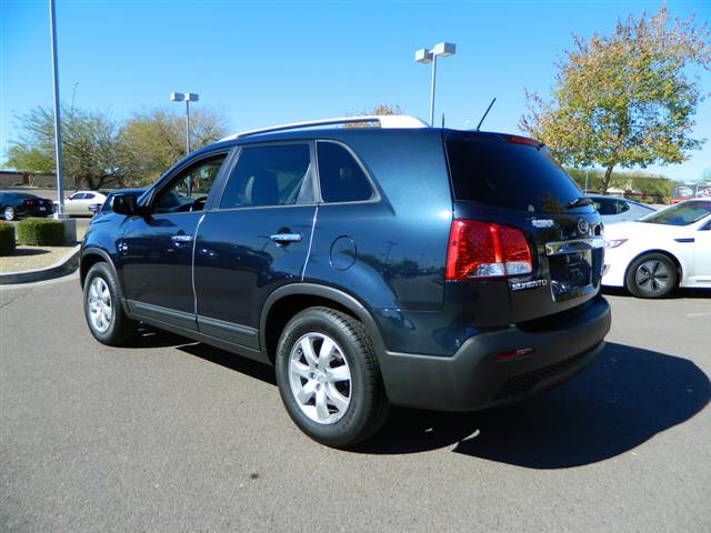 Kia Sorento 2012 photo 5