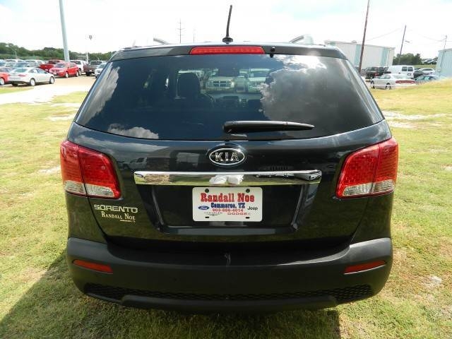 Kia Sorento 2012 photo 4