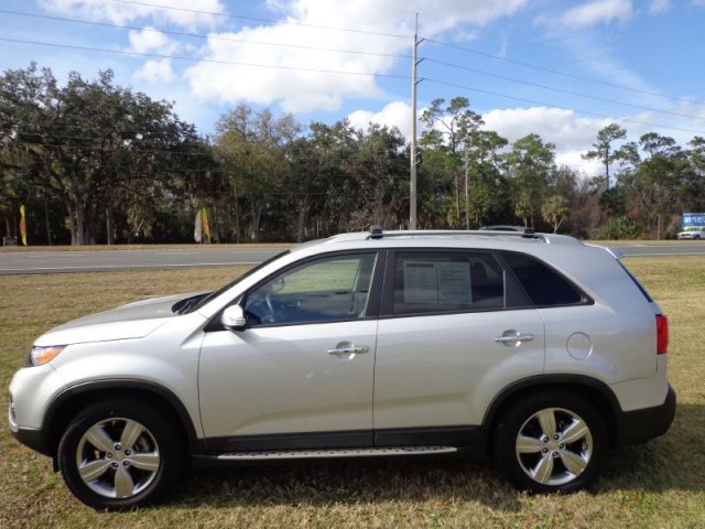 Kia Sorento 2012 photo 1