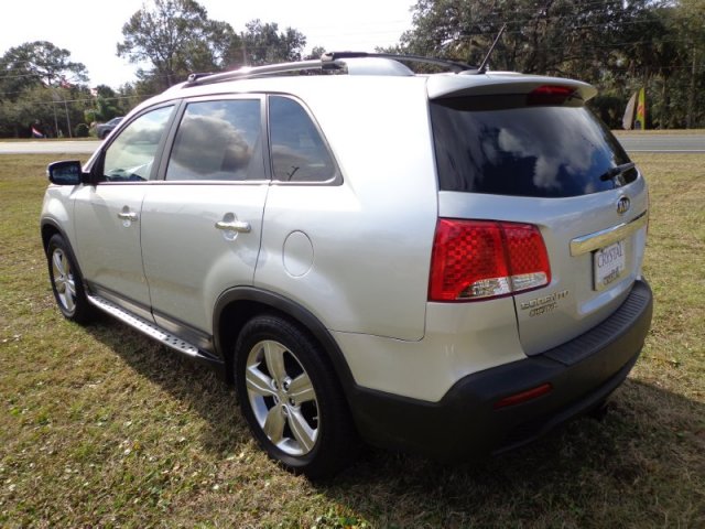 Kia Sorento 2012 photo 2