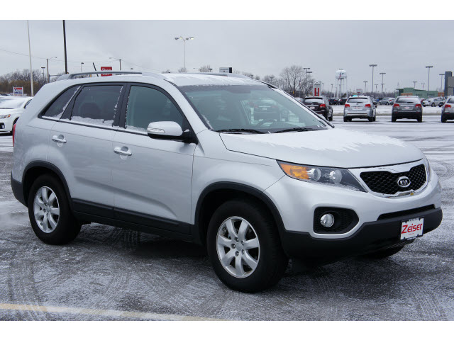 Kia Sorento 2012 photo 1