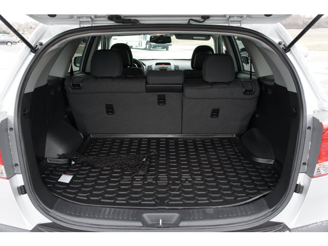 Kia Sorento 2012 photo 4