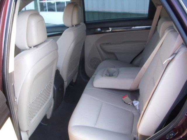 Kia Sorento 2012 photo 10