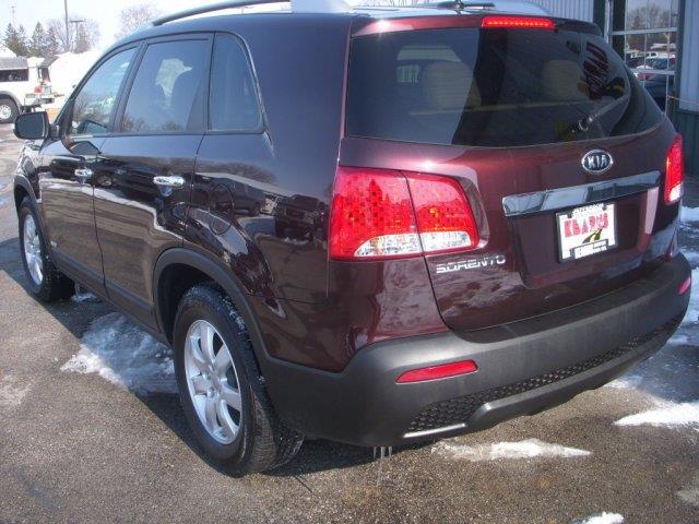 Kia Sorento 2012 photo 20