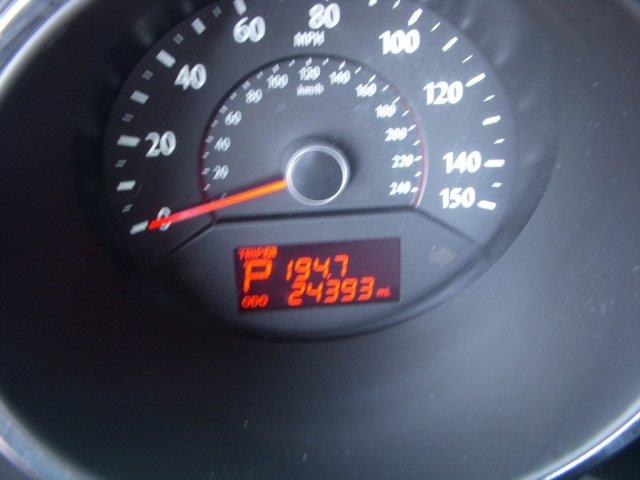 Kia Sorento 2012 photo 4