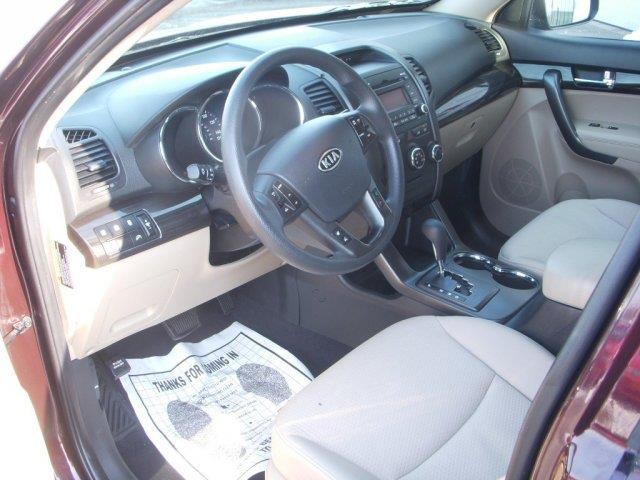 Kia Sorento 2012 photo 6