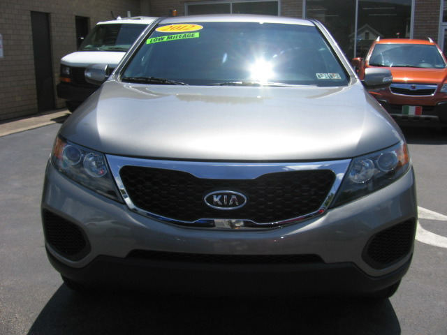 Kia Sorento 2012 photo 2