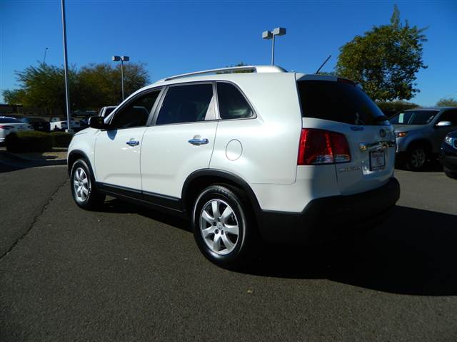 Kia Sorento 2012 photo 5