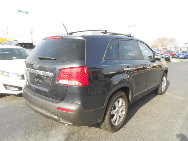 Kia Sorento 2012 photo 2