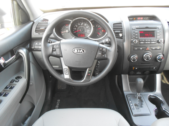Kia Sorento 2012 photo 5