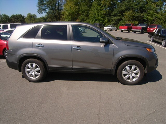 Kia Sorento 2012 photo 3