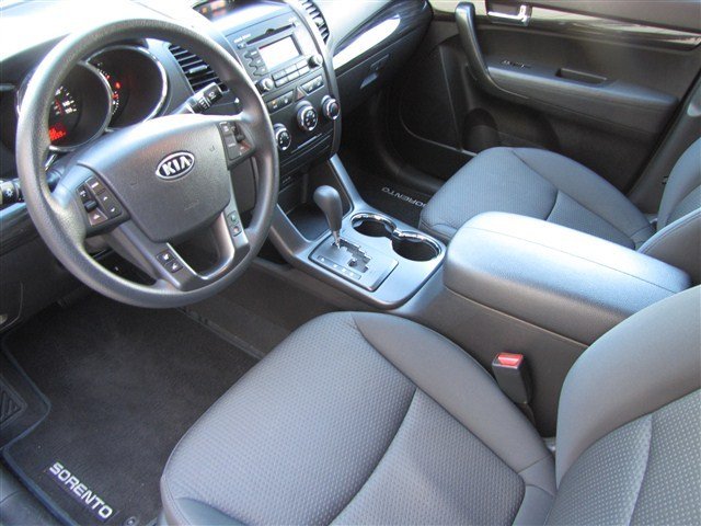 Kia Sorento 2012 photo 3
