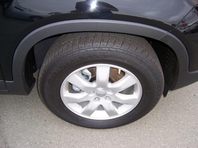 Kia Sorento 2012 photo 2