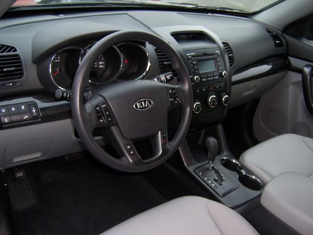 Kia Sorento 2012 photo 5