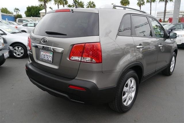 Kia Sorento 2012 photo 5