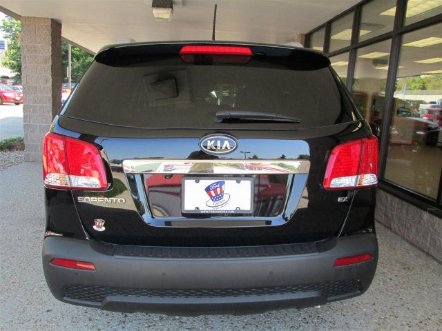 Kia Sorento 2012 photo 4