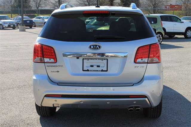 Kia Sorento 2012 photo 5